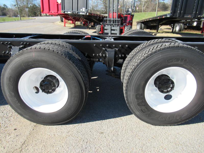 2016 Freightliner BUSINESS CLASS M2 106 13