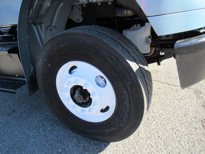 2016 Freightliner BUSINESS CLASS M2 106 16