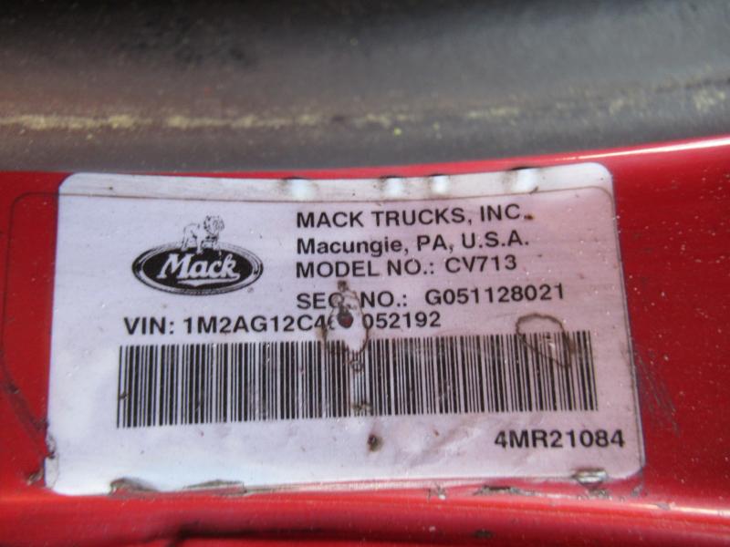 2006 Mack CV713 17