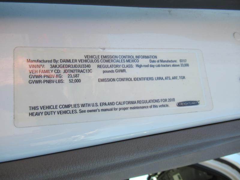 2018 Freightliner CASCADIA 8