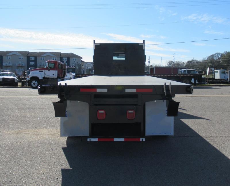 2017 Freightliner M2 106 6