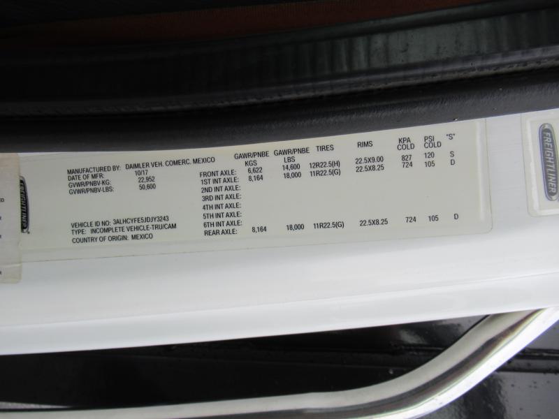 2018 Freightliner BUSINESS CLASS M2 106 19