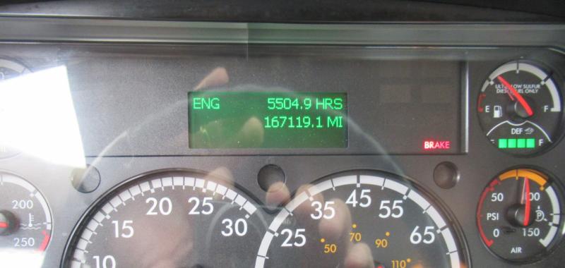 2018 Freightliner BUSINESS CLASS M2 106 12