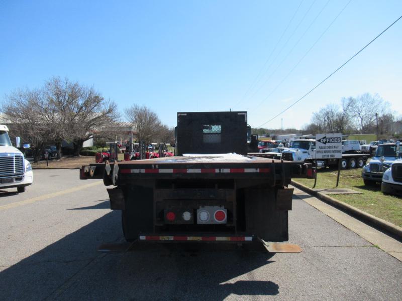 2017 Freightliner BUSINESS CLASS M2 106 4