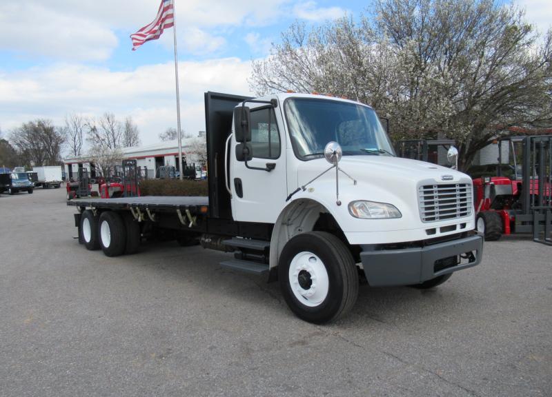2016 Freightliner BUSINESS CLASS M2 106 4