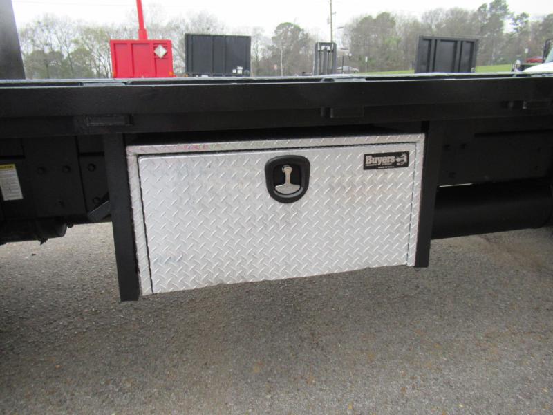 2015 Freightliner BUSINESS CLASS M2 106 15