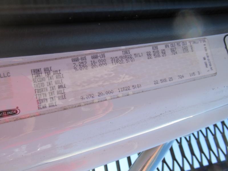 2014 Freightliner BUSINESS CLASS M2 106 22