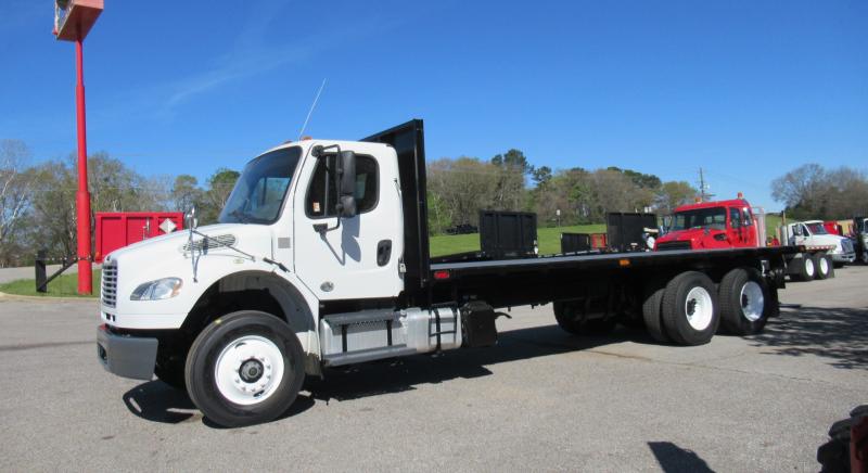 2017 Freightliner BUSINESS CLASS M2 106 8