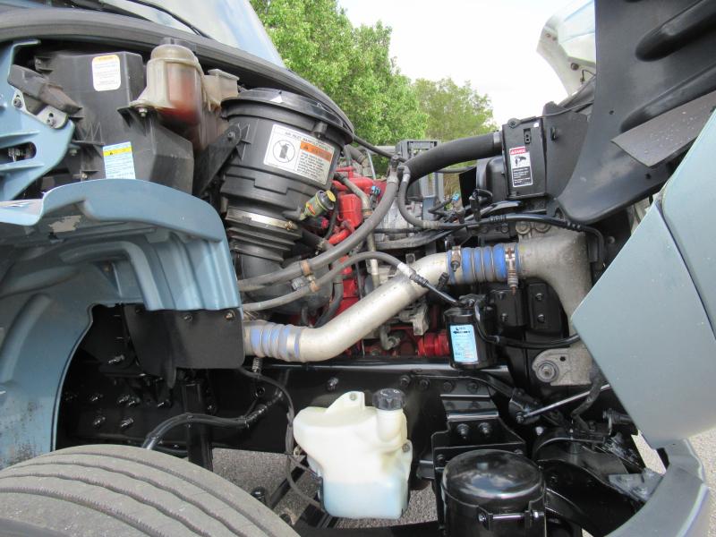 2016 Freightliner BUSINESS CLASS M2 106 17