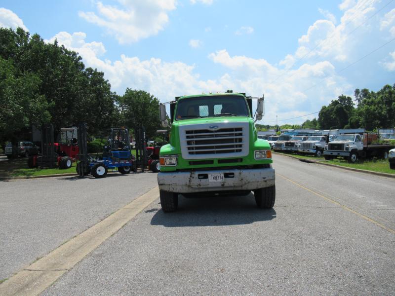 2007 Sterling LT9513 4