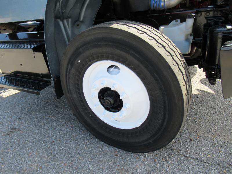 2016 Freightliner BUSINESS CLASS M2 106 19