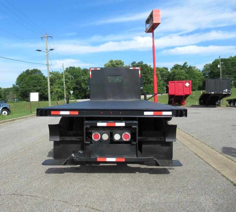 2015 Freightliner BUSINESS CLASS M2 106 4