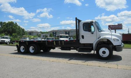 2017 Freightliner BUSINESS CLASS M2 106 2