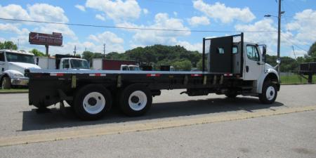 2017 Freightliner BUSINESS CLASS M2 106 3