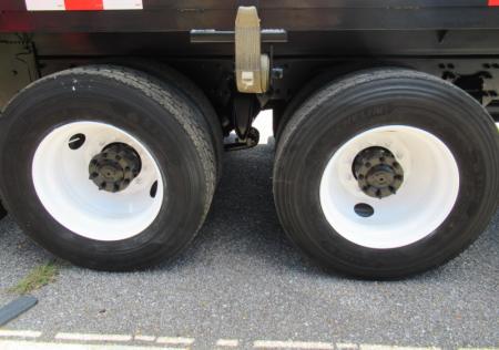 2017 Freightliner BUSINESS CLASS M2 106 15