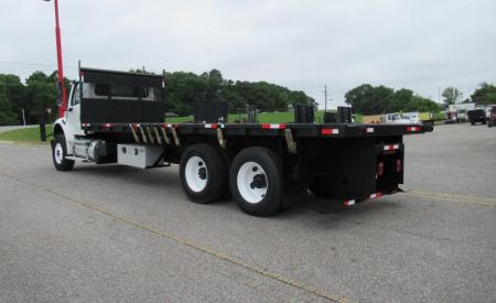 2017 Freightliner BUSINESS CLASS M2 106 7