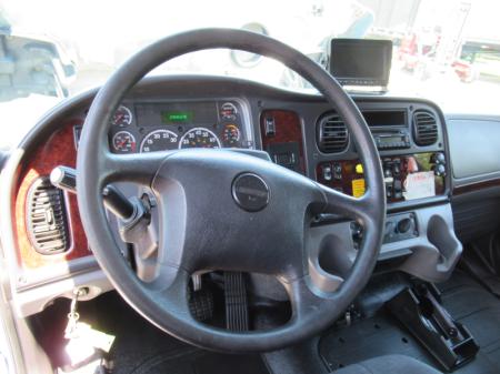 2016 Freightliner BUSINESS CLASS M2 106 12