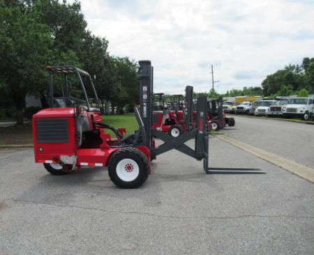 2016 Moffett M8 55.3P 2