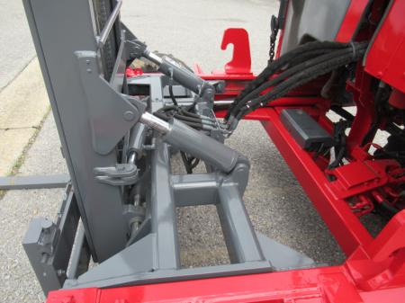 2013 Moffett M55 12