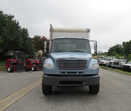 2016 Freightliner BUSINESS CLASS M2 106 10