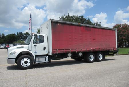 2017 Freightliner BUSINESS CLASS M2 106 3