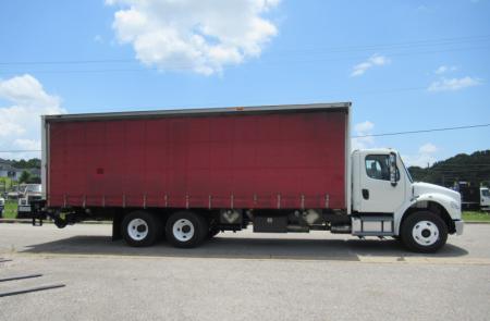 2017 Freightliner BUSINESS CLASS M2 106 6