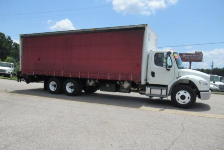 2017 Freightliner BUSINESS CLASS M2 106 7