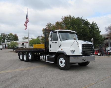 2014 Freightliner 114SD 3