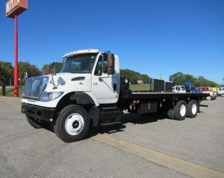 2005 International 7600 1