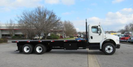 2017 Freightliner BUSINESS CLASS M2 106 10