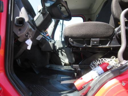2015 Freightliner 114SD 16
