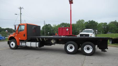 2016 Freightliner BUSINESS CLASS M2 106 6