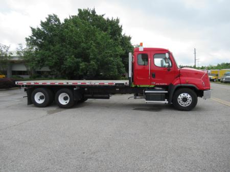 2014 Freightliner 114SD 4