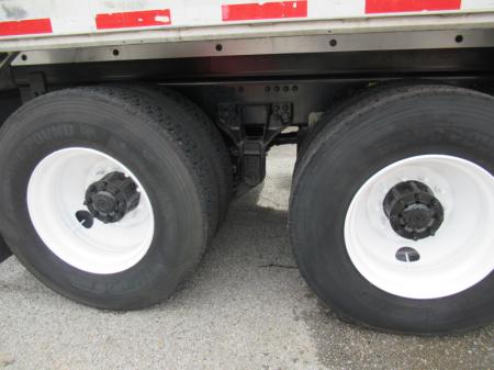 2014 Freightliner 114SD 17