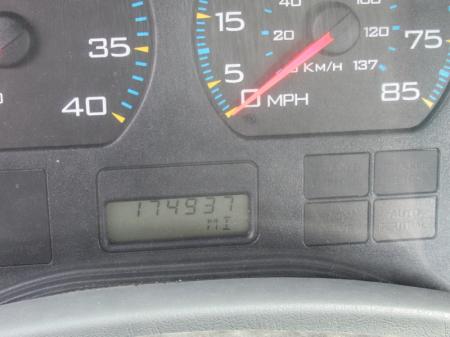 2004 International 4300 SBA 15