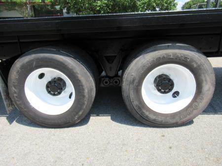 2016 Kenworth T440 17