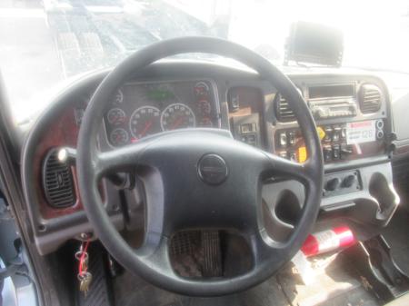 2016 Freightliner BUSINESS CLASS M2 106 10