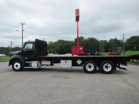 2016 Freightliner BUSINESS CLASS M2 106 6