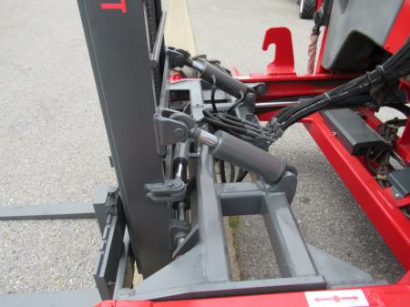 2012 Moffett M55 12