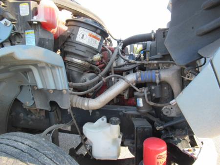 2017 Freightliner BUSINESS CLASS M2 106 16