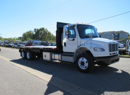2020 Freightliner BUSINESS CLASS M2 106 6