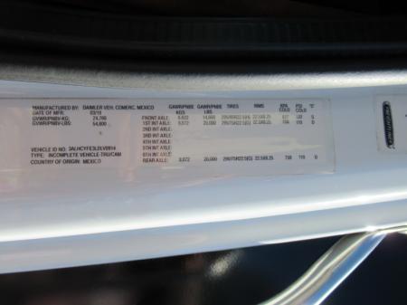 2020 Freightliner BUSINESS CLASS M2 106 19