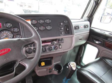 2014 Peterbilt 365 10