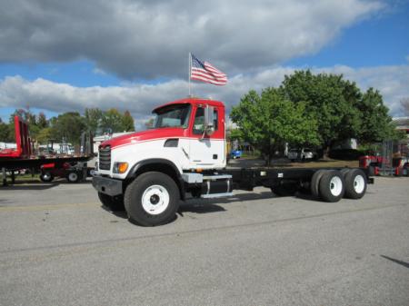 2007 Mack CV713 1