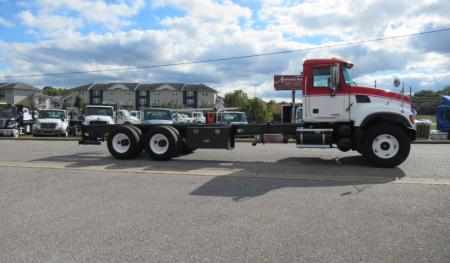 2007 Mack CV713 8