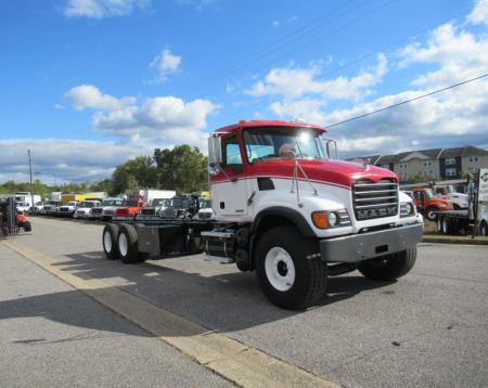 2007 Mack CV713 10