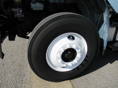 2015 Freightliner BUSINESS CLASS M2 106 16