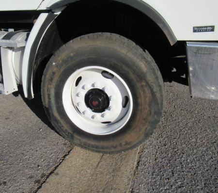 2005 Freightliner COLUMBIA 112 19