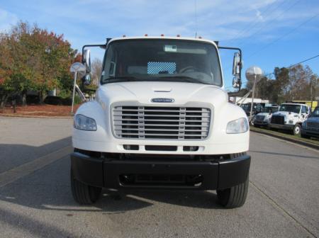 2018 Freightliner BUSINESS CLASS M2 106 7