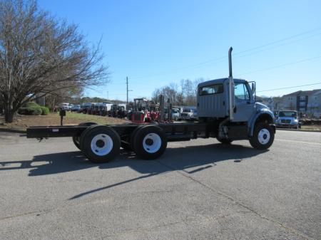 2016 Freightliner BUSINESS CLASS M2 106 5